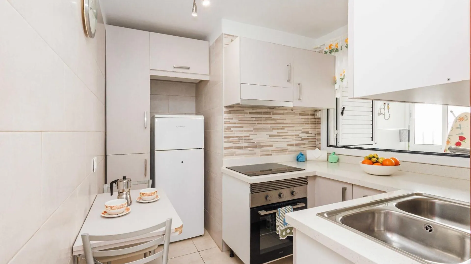 Apartment In Los Cristianos- Anita Del Mar Arona